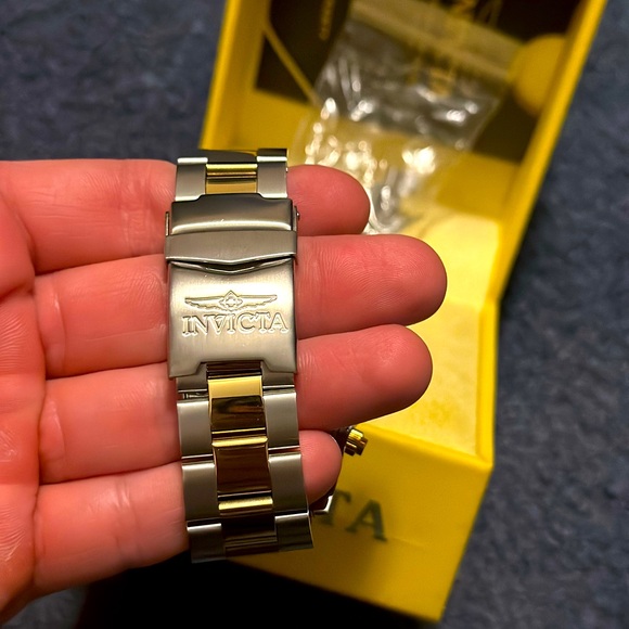 Invicta Watch🔥🔥😍😍 - Picture 3 of 5